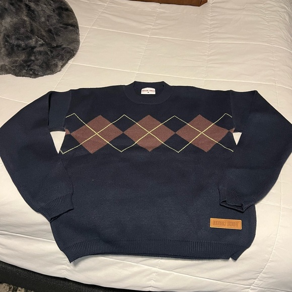Red (Taylor’s Version) Navy Argyle Crewneck Sweater - Picture 3 of 6